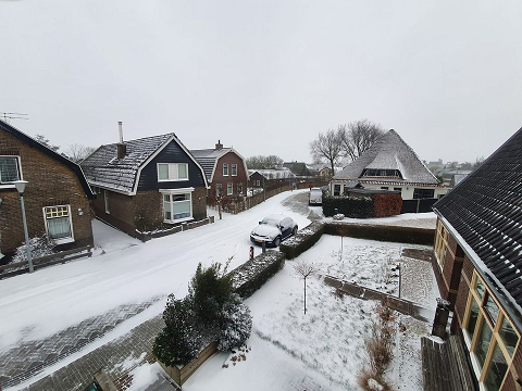 afbeelding winter in Warmenhuizen